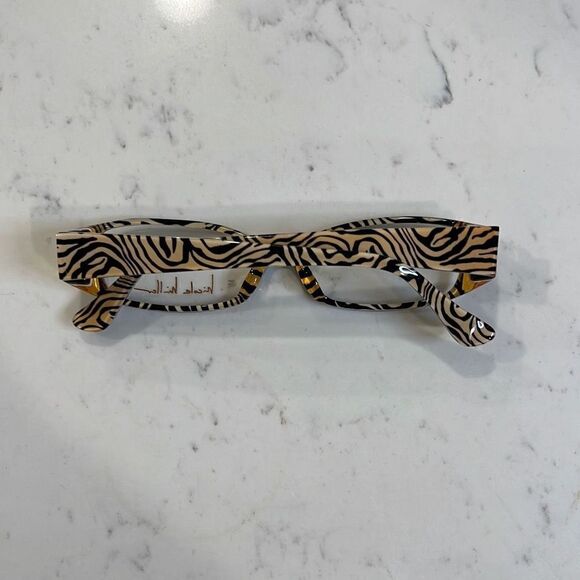 Nicole Miller black & brown zebra print, women’s eyeglass frames - Picture 3 of 6